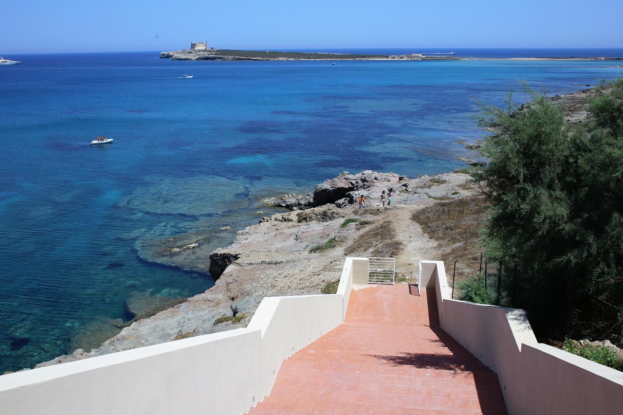 Hotel Castello Tafuri Portopalo Di Capo Passero Exterior foto